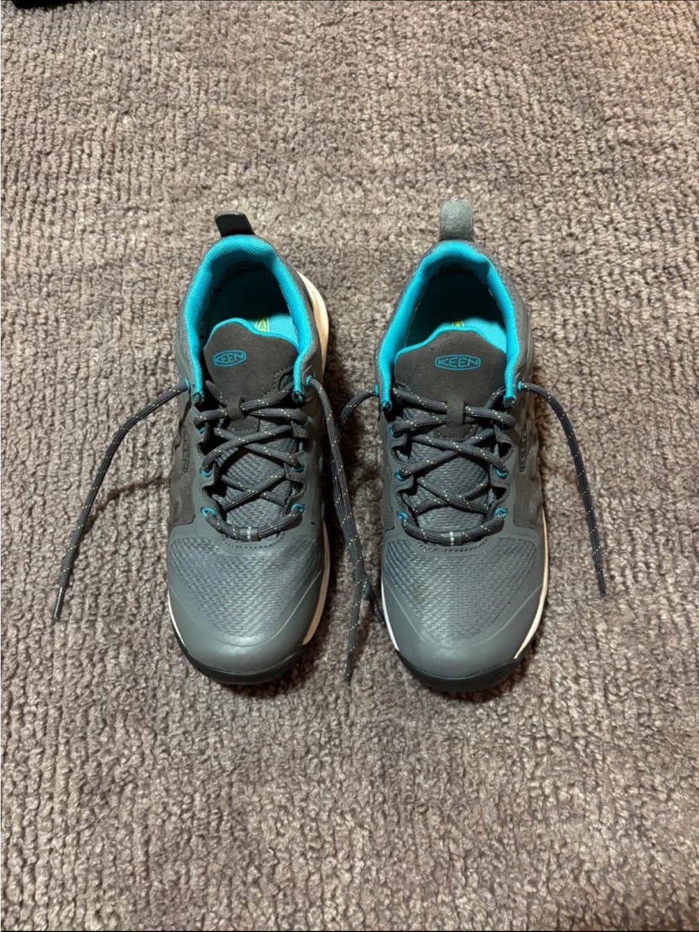 KEEN WOMEN’s Gray and Teal Low-Top Athletic Shoes-Size 8.5-